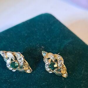 Vintage Gold and Emerald Earrings